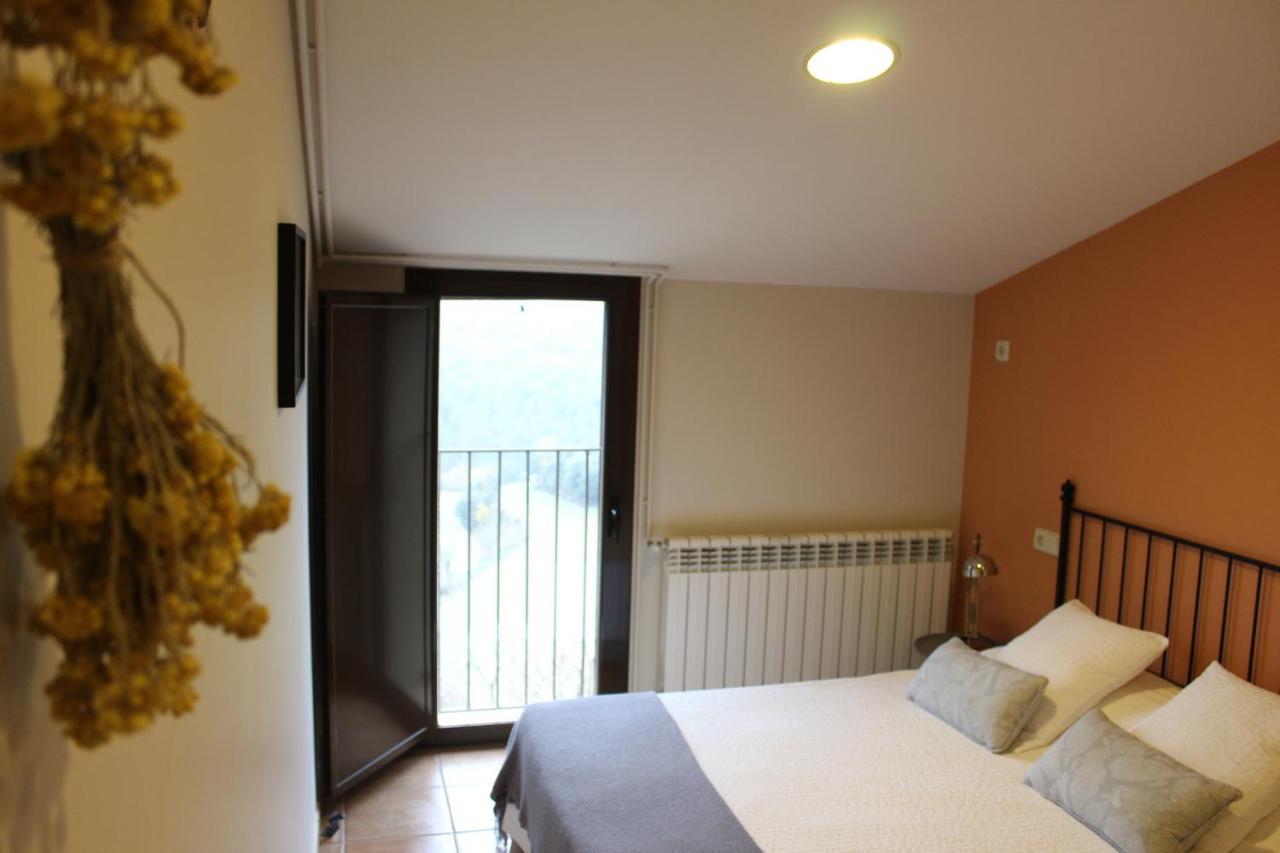 Castell De Ceuro. Hotel Rural Ogern Kültér fotó